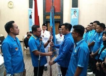 Kepengurusan DPD II Komite Nasional Pemuda Indonesia (KNPI) Kota Gorontalo masa bakti 2024-2027 resmi dilantik, Sabtu 28/10/2024 di Aula Rumah Dinas Wali Kota Gorontalo.