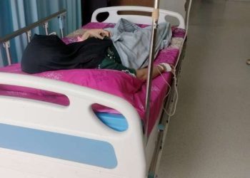 Nurlaela Maksud sementara dirawat di Rumah Sakit Umum Daerah (RSUD) Aloei Saboe, Senin (28-10-2024).