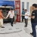 Pemeriksaan bilik suara di KPU Boalemo yang sudah dinyatakan lengkap dan siap menggelar Pilkada Serentak.