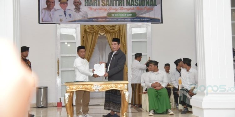 PWNU Provinsi Gorontalo saat meluncurkan program Desk Pilkada dalam rangka mendorong terciptanya Pilkada yang bersih dan berintegritas.(Foto PWNU)
