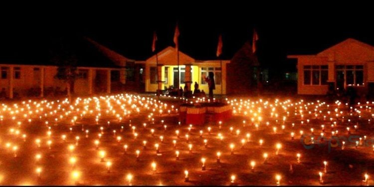 Pemasangan 1000 Lilin Memperingati Sumpah Pemuda ke 96, Senin (28/10/2024) (Istimewa)