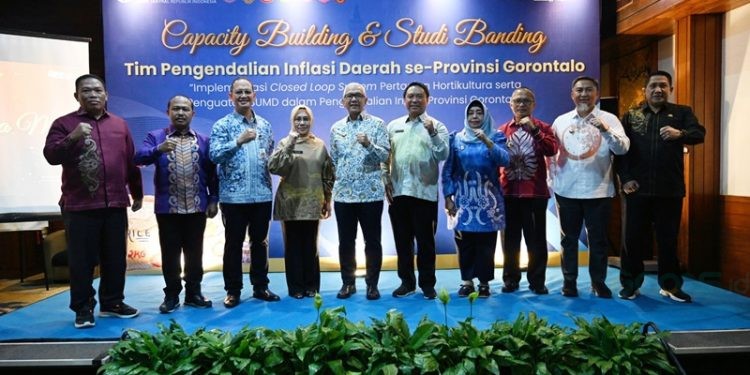 TPID Gorontalo saat pembukaan capacity building dan studi banding ke TPID DKI Jakarta, bertempat di hotel Sari Pacific Jakarta, Selasa (15/10/2024). (Foto Zakir BPG)
