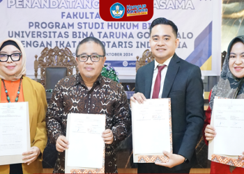 Rektor UNBITA Ellys Rachman dan Ketua INI Gorontalo Mohammad Nizar Machmud usai penandatanganan MoU dalam rangka menciptakan sinergi dalam bidang pendidikan, penelitian dan pengabdian kepada masyarakat.(Foto UNBITA)