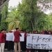 Pimpinan Cabang Ikatan Mahasiswa Muhammadiyah Kabupaten Gorontalo menggelar aksi di seputaran Tower Pakaya, Limboto. (Foto: Abin/Gopos)
