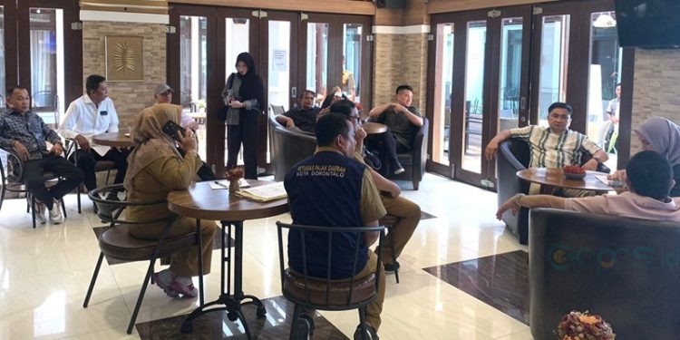 Kunjungan kerja Komisi II DPRD Kota Gorontalo di  salah satu Hotel di Kota Gorontalo, Senin (14/10/2024). (Foto Rama/Gopos)