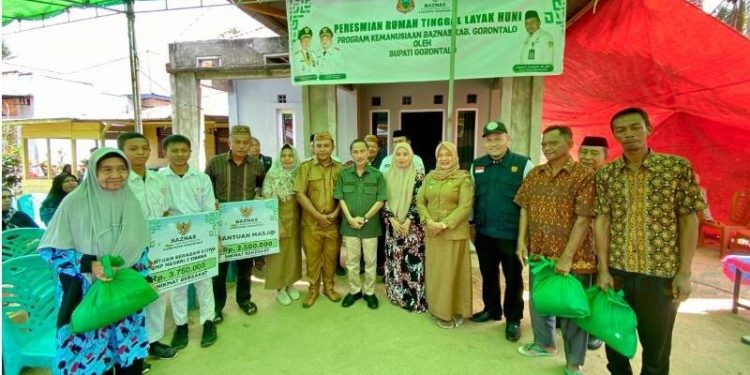 Warga Desa Puncak Diberi Rumah Layak Huni, Nelson Titip Ini