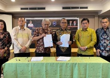 PJ Wali Kota Gorontalo, Ismail Madjid, menandatangani perjanjian kerja sama dengan PT. (BMT) untuk penyediaan layanan pembayaran pajak daerah melalui QRIS GVe-Money.