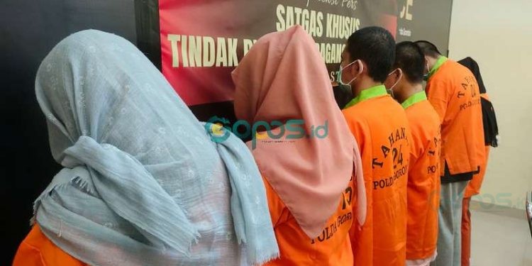 Kepolisian Daerah (Polda) Gorontalo Menetapkan 6 orang tersangka dalam kasus Tindak Pidana Perdagangan Orang (TPPO) atau kasus Open BO melalui aplikasi michat.
