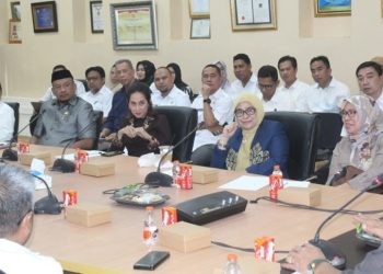 Legislator DPRD Provinsi Gorontalo saat menemui Pjs Bupati Bone Bolango sebelum pelaksanaan masa reses, Rabu (13/11/2024).(Foto Yudi/Prokopim)