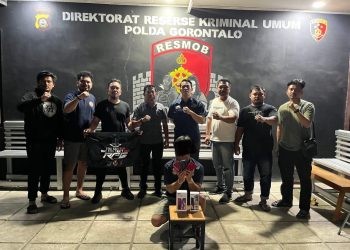 Tim Resmob Otanaha Polda Gorontalo berhasil mengamankan pelaku pencurian berinisial AA (21) yang terlibat dalam kasus pencurian di Kolam Renang Lahilote, Kelurahan Limba U II, Kecamatan Kota Tengah, Kota Gorontalo.