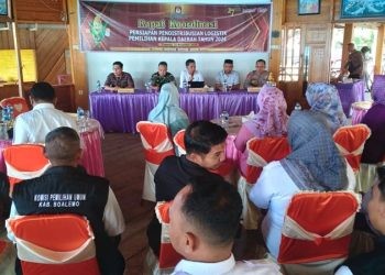 Rakor persiapan distribusi logistik Pilkada yang digelar di RM Vivi Samudera, Tilamuta, Kamis (21/11/2024).(Foto KPU)