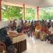 Sosialisasi Segmen Komunitas Nelayan oleh KPU Kota Gorontalo di Kelurahan Tanjung Keramat, Selasa (5/11/2024). (Foto Rama/Gopos)