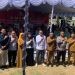 Foto bersama KPU Kota Gorontalo, Wakil Ketua DPRD Kota Gorontalo, Pemerintah Kota Gorontalo saat simulasi pemungutan suara di KPU Kota Gorontalo (Selasa/12/11/2024) Foto Rama/Gopos