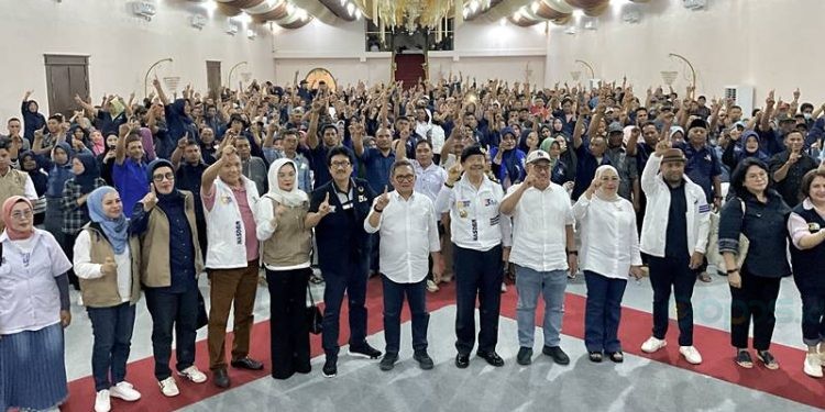 Partai NasDem terus memperkuat konsolidasi demi memenangkan pasangan Tonny Uloli dan Marten Taha sebagai calon Gubernur dan Wakil Gubernur Gorontalo.