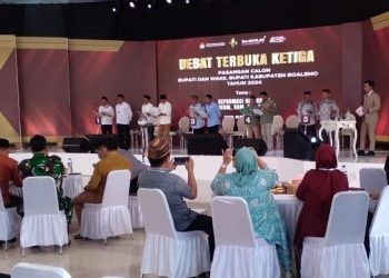 Suasana debat publik terakhir Pilkada Boalemo yang berlangsung di gedung Nur Afifah, Sabtu (16/11/2024).(Foto KPU)
