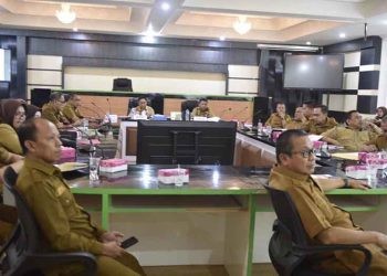 Rapat Evaluasi Program atau Kegiatan Dana APBD Tahun 2024 dan Evaluasi Pendapatan. (Foto Humas)