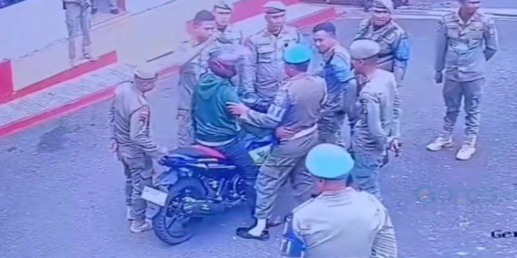 Satpol PP Provinsi Gorontalo Diduga Aniaya Seorang Pemotor, Begini Kronologinya