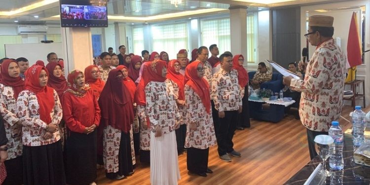 Suasana pelantikan DPD ADRI Gorontalo yang digelar di aula UNBITA Gorontalo.(Foto UNBITA)