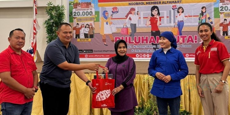 Event OBRAL yang digelar untuk pelanggan setia Alfamart cabang Gorontalo, bertempat di Hotel Fox Kota Gorontalo, Sabtu (30/11/2024)