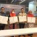 HIPMI Gorontalo bersama pimpinan tiga perguruan tinggi di Gorontalo usai penandatanganan nota kesepahaman kerja sama.(Foto Rama/Gopos)