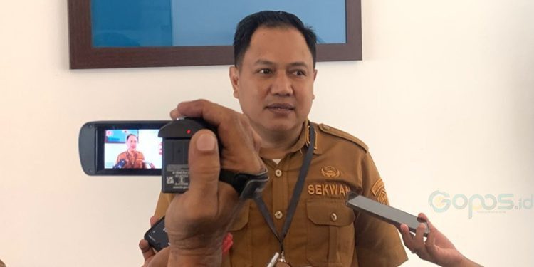 Sekretaris DPRD Kota Gorontalo NR Monoarfa.(Foto Rama gopos)
