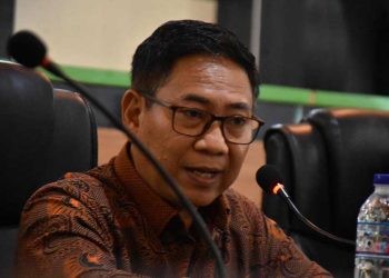 Pjs Bupati Gorontalo Syukri Botutihe.(Foto Humas)