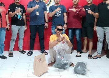 YP (28) tersangka pembunuhan Haris Nisabu saat diamankan di Polres Gorontalo.(Istimewa)