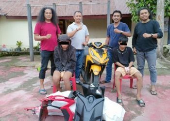 Dua remaja asal Kobo Besar diringkus Tim Resmob Polres Kotamobagu terkait kasus Curanmor.(Foto Humas Polres Kotamobagu)