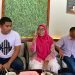 Kepala Sekolah SMAN 1 Botumoito, Nansy Rahman (tengah) saat diwawancarai, minggu (12/1/2025). (Foto: Abin/Gopos)