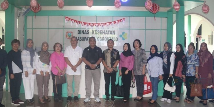 Pemkab Boltim saat melakukan Kaji banding dan studi tiru  Pelayanan Kesehatan berbasis BLUD di Kabupaten Gorontalo. (Foto: Humas Dinas Kesehatan Kabgor)