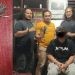 Terduga pelaku panah wayer berinisial R (17) saat diamankan Tim Resmob Polres Kotamobagu.(Foto humas Polres KTG)