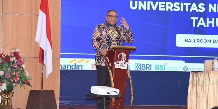 Rektor UNG Prof Eduart Wolok. (Foto UNG)