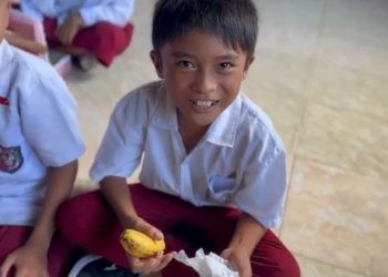 Muhamad Suleman Datau. Siswa Kelas 3 SDN 1 Bone Raya, Bone Bolango.