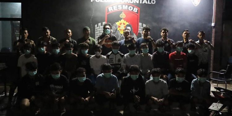 Polda Gorontalo mengamankan puluhan terduga pelaku pencabulan anak di bawah umur di Kecamatan Telaga, Kabupaten Gorontalo.(dok. Humas Polda Gorontalo)