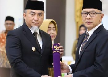 Budiyanto Sidiki resmi dikukuhkan menjadi Penjabat Sementara (Pjs) Bupati Bone Bolango. Pengukuhan tersebut dilakukan langsung oleh Pj Gubernur Gorontalo, Rudy Salahuddin di Aula Rumah Jabatan Gubernur Gorontalo, Selasa (24/9/2024)