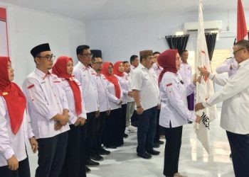 Merlan S. Uloli saat dilantik menjadi Ketua PMI Bone Bolango masa bakti tahun 2024-2029 di Bandayo Li Mbui, Sabtu (21/9/2024).