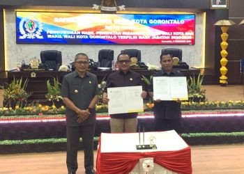 Rapat Paripurna Penetapan Hasil Walikota-Wakil Walikota Gorontalo Terpilih periode 2025-2030 di Aula DPRD Kota Gorontalo, Kamis (6/2/2025). (Foto:Rama/Gopos)