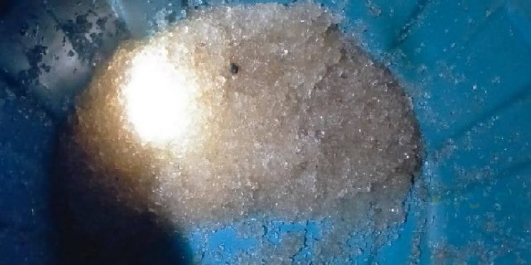 Hujan Jelly yang terjadi di Desa Leyao, Kecamatan Tomilito Kabupaten Gorontalo Utara menghebohkan masyarakat setempat.