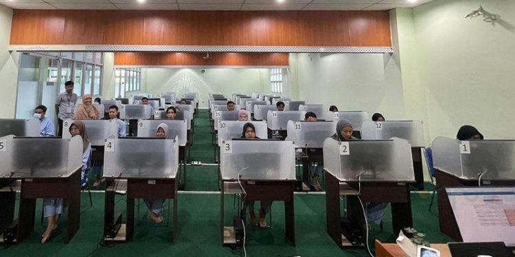 Fakultas Kedokteran UNG melaksanakan UKMPPD perdana bagi mahasiswa program profesi dokter.(Foto dok FK UNG)