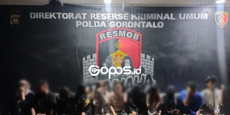 Menjelang bulan suci ramadhan puluhan muda-mudi diamankan Polda Gorontalo tengah ngamar bareng.