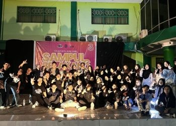 Malam puncak perayaan hari lahir komunitas literasi Sampul Belakang. Foto: Istimewa