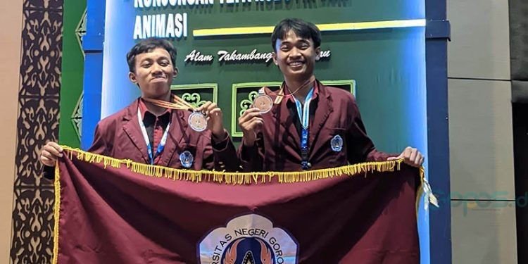 Foto Muhammad Juhair dan Muhammad Farhan Nahai, Mahasiswa TehnikĀ UNGĀ (Foto/UNG)