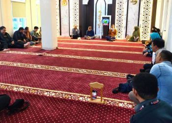 Kampus UBM menggelar silaturahmi dan buka puasa bersama, pada Kamis (20/3/2025) di Musholla At Tin Kampus UBM Gorontalo.