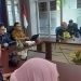 Kepala BPS Provinsi Gorontalo Mukhamad Mukhanif didampingi Kepala Bidang Ekonomi dan Sumber Daya Alam Bapppeda Provinsi Gorontalo, Max Moerad, saat menyampaikan berita resmi statistik, Senin (3/3/2025).