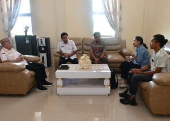 Bupati Pohuwato, Saipul Mbuinga, menerima audiensi dari Burung Indonesia, Rabu (05/03/2025) (Iwan Karim Humas Pemda Pohuwato)