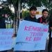 Aksi penolakan RUU TNI oleh Koalisi Masyarakat Sipil untuk Demokrasi Gorontalo, kamis (27/03/25). (Foto: Istimewa)