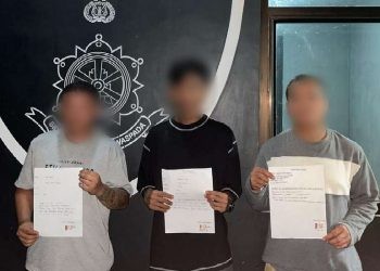 Tiga terduga pelaku berhasil diamankan di lokasi yang sama Desa Hulawa Kecamatan Telaga yakni ZD (23), IH (24), dan JM (26).