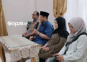 Gubernur Gorontalo Gusnar Ismail dan Wakil Gubernur Gorontalo Idah Syahidah secara tegas menolak pengadaan mobil dinas baru untuk kepentingan pemerintahan.