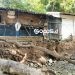 Seorang warga di Biluango Reti S Muko terpaksa tinggal dirumahnya yang hampir habis dihantam banjir sejak November 2024.