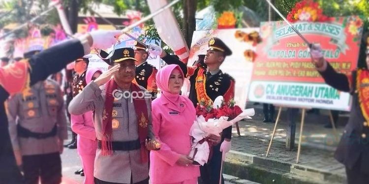Kapolda Gorontalo yang baru Irjen Pol Eko Wahyu Prasetyo akhirnya tiba di Mapolda Gorontalo, Kamis (20-3-2025)